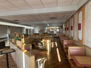 615 Scranton Carbondale Hwy, Archbald, PA à vendre Photo intérieure- Image 2 de 5