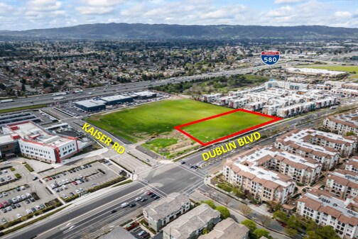 Dublin Blvd @ Kaiser Rd, Dublin, CA à vendre - Aérien - Image 3 de 8