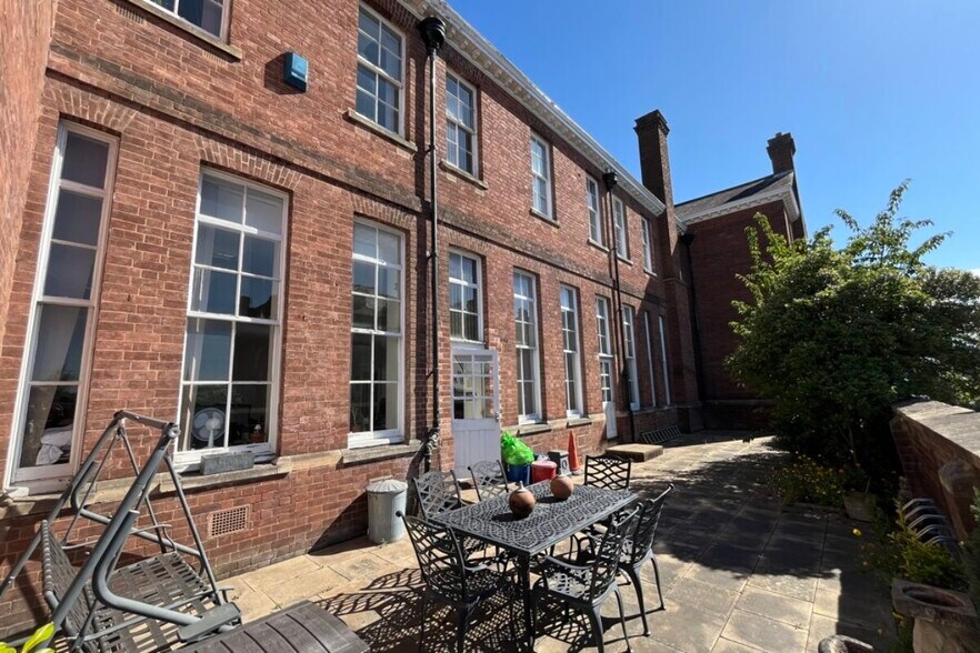 Dean Clarke Gardens, Exeter à louer - Photo du bâtiment - Image 3 de 3