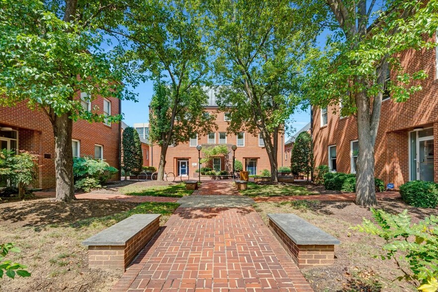 4220 King St, Alexandria, VA for sale - Building Photo - Image 2 of 34