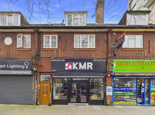 1375 High Rd, London for lease - Primary Photo - Image 1 of 10