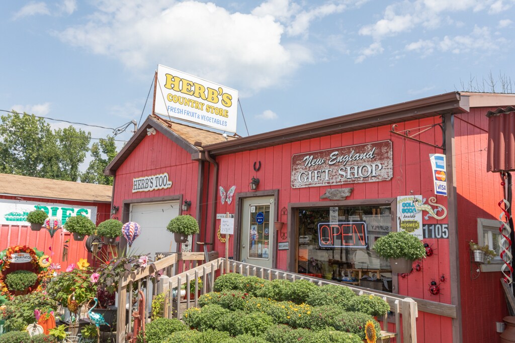 1105 Route 32, Uncasville, CT à vendre Photo principale- Image 1 de 97