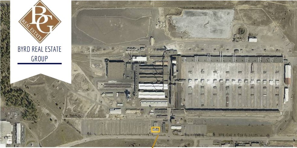 2111 E Hawthorne Rd, Mead, WA à louer - Photo du bâtiment - Image 2 de 6