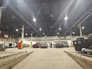 737 W Cleveland Ave, Milwaukee, WI for sale Building Photo- Image 2 of 4