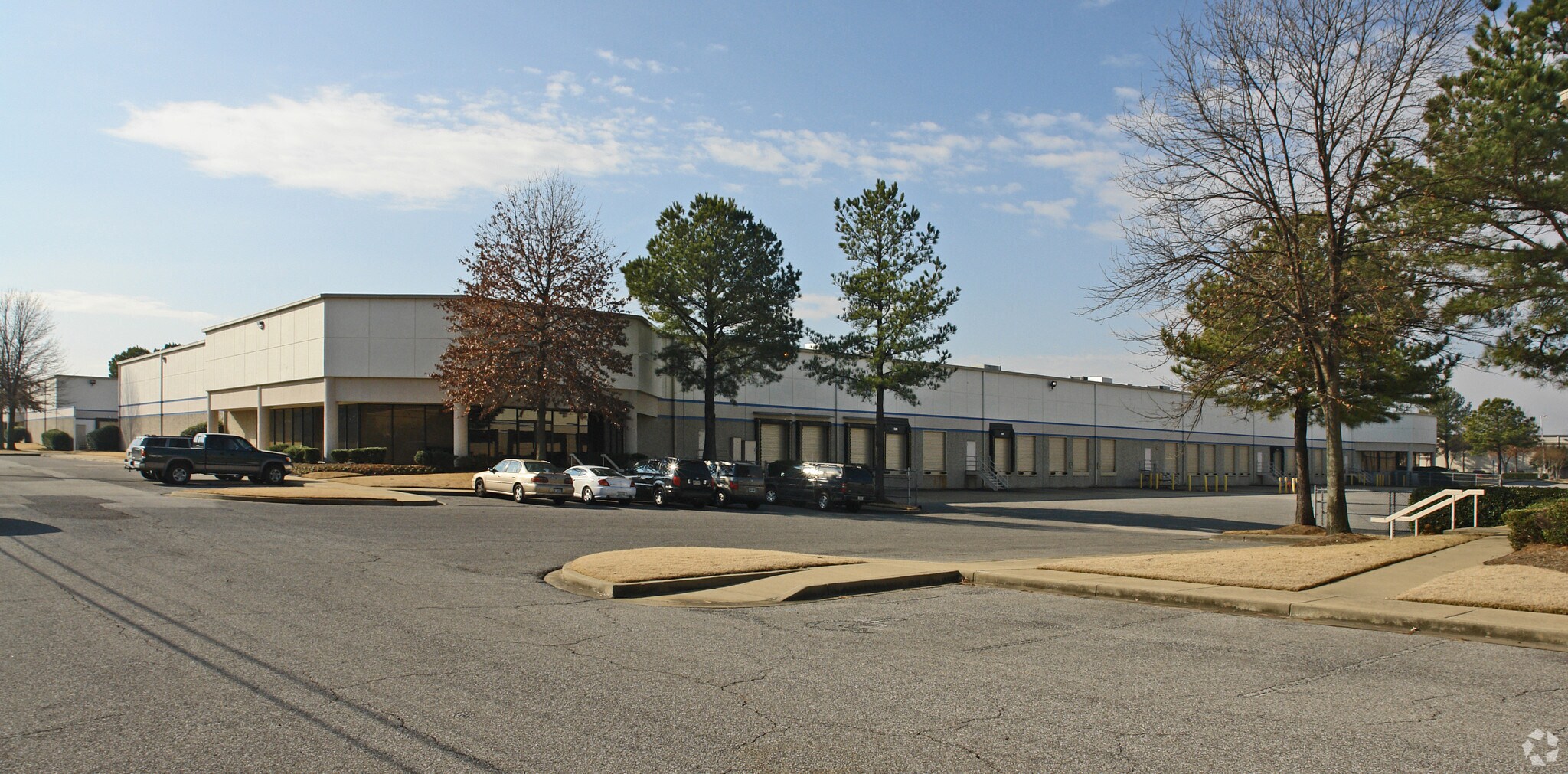 3696 Knight Rd, Memphis, TN for lease Primary Photo- Image 1 of 6