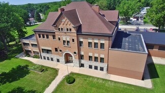 More details for 655 W Perry St, Belvidere, IL - Specialty for Sale