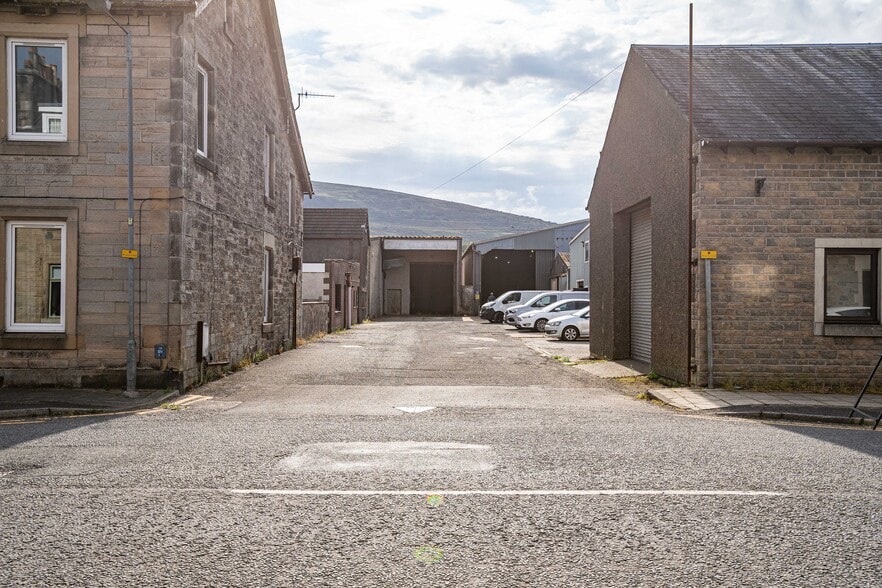Caroline St, Langholm for lease - Building Photo - Image 3 of 10