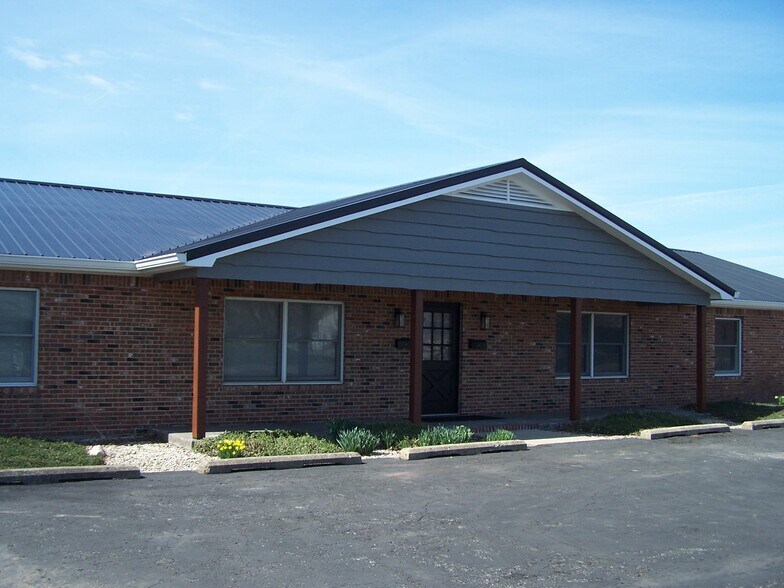 3905 Southland Ave, Kokomo, IN à louer - Photo du bâtiment - Image 2 de 7