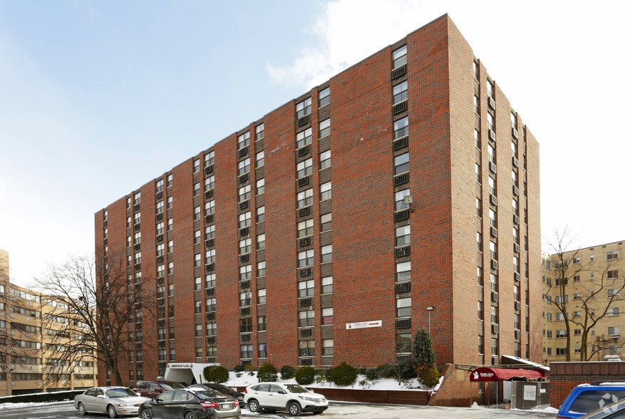 5030 Centre Ave, Pittsburgh, PA à vendre - Photo principale - Image 1 de 1