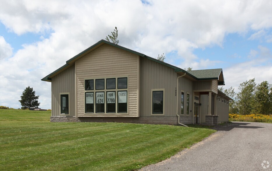 1250 Rochester St, Lima, NY à louer - Photo du bâtiment - Image 2 de 28