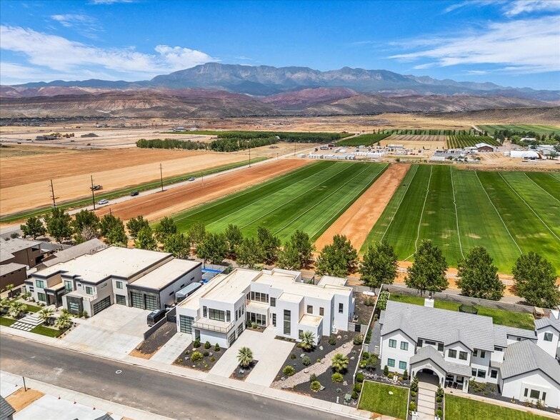 3366 W 2100 S, Hurricane, UT for sale - Building Photo - Image 2 of 25