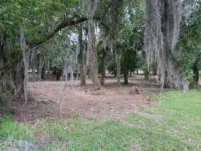 150 SE 17th St, Ocala, FL for sale - Building Photo - Image 2 of 11