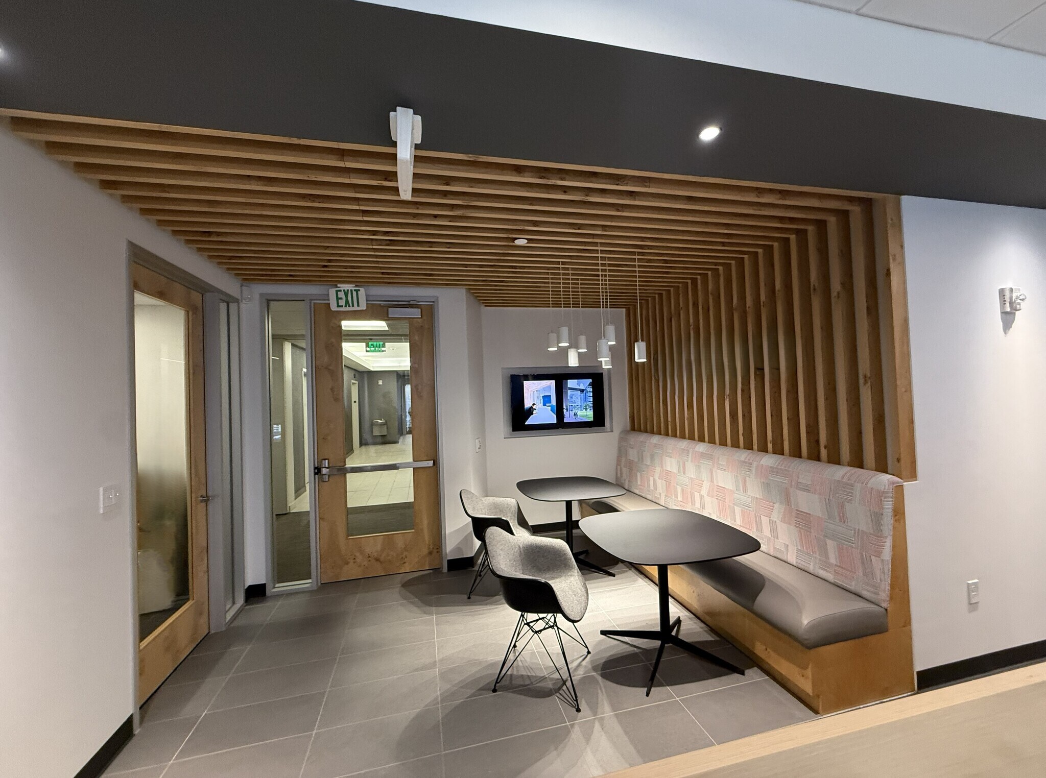 20 N Orange Ave, Orlando, FL à louer Photo principale- Image 1 de 31