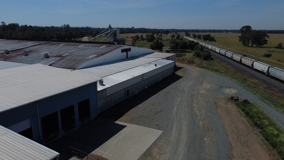 1980 Kusel Rd, Oroville, CA à louer - Photo du bâtiment - Image 2 de 33