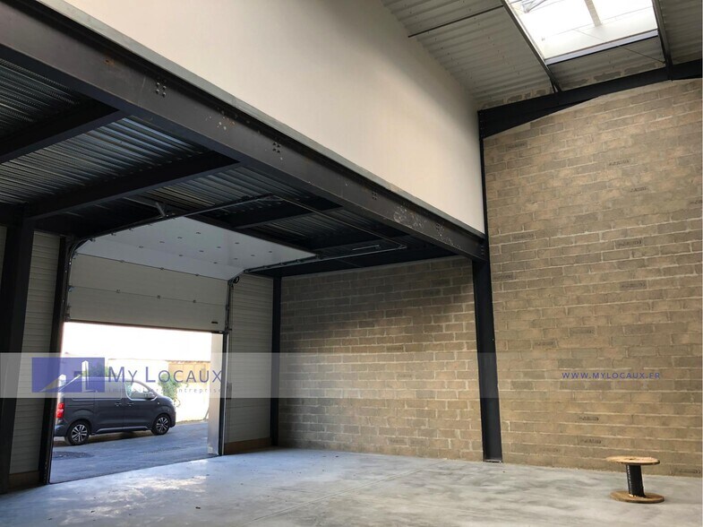 Flex dans Villeneuve-la-Garenne à louer - Photo intérieure - Image 2 de 5