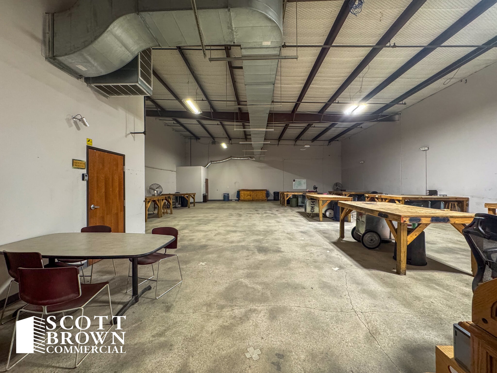 1512 I-35 W, Denton, TX for lease Interior Photo- Image 1 of 8