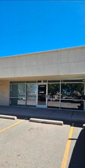 136 Washington SE, Albuquerque, NM à vendre - Photo du bâtiment - Image 2 de 15