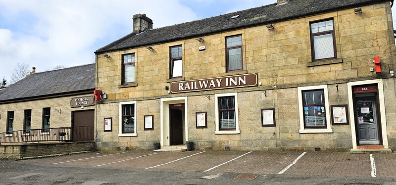 27 Glasgow Rd, Dennyloanhead for sale Building Photo- Image 1 of 17