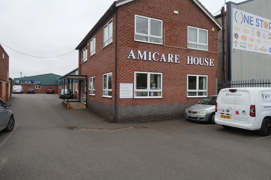 651 Melton Rd, Leicester à vendre - Photo du bâtiment - Image 3 de 3