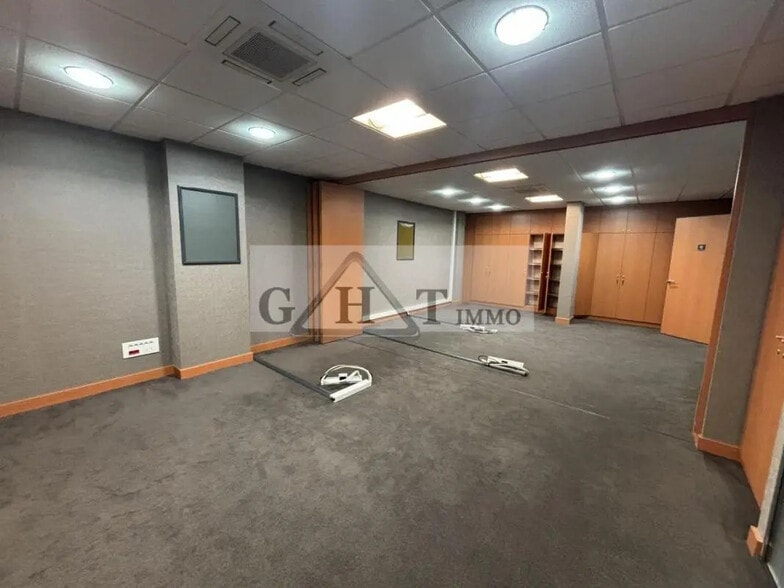 Commerce de détail dans Saint-Maur-des-Fossés à louer - Photo intérieure - Image 2 de 8