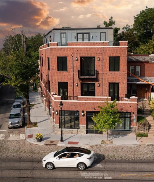 8100 Germantown Ave, Philadelphia, PA à vendre - Photo du bâtiment - Image 3 de 11