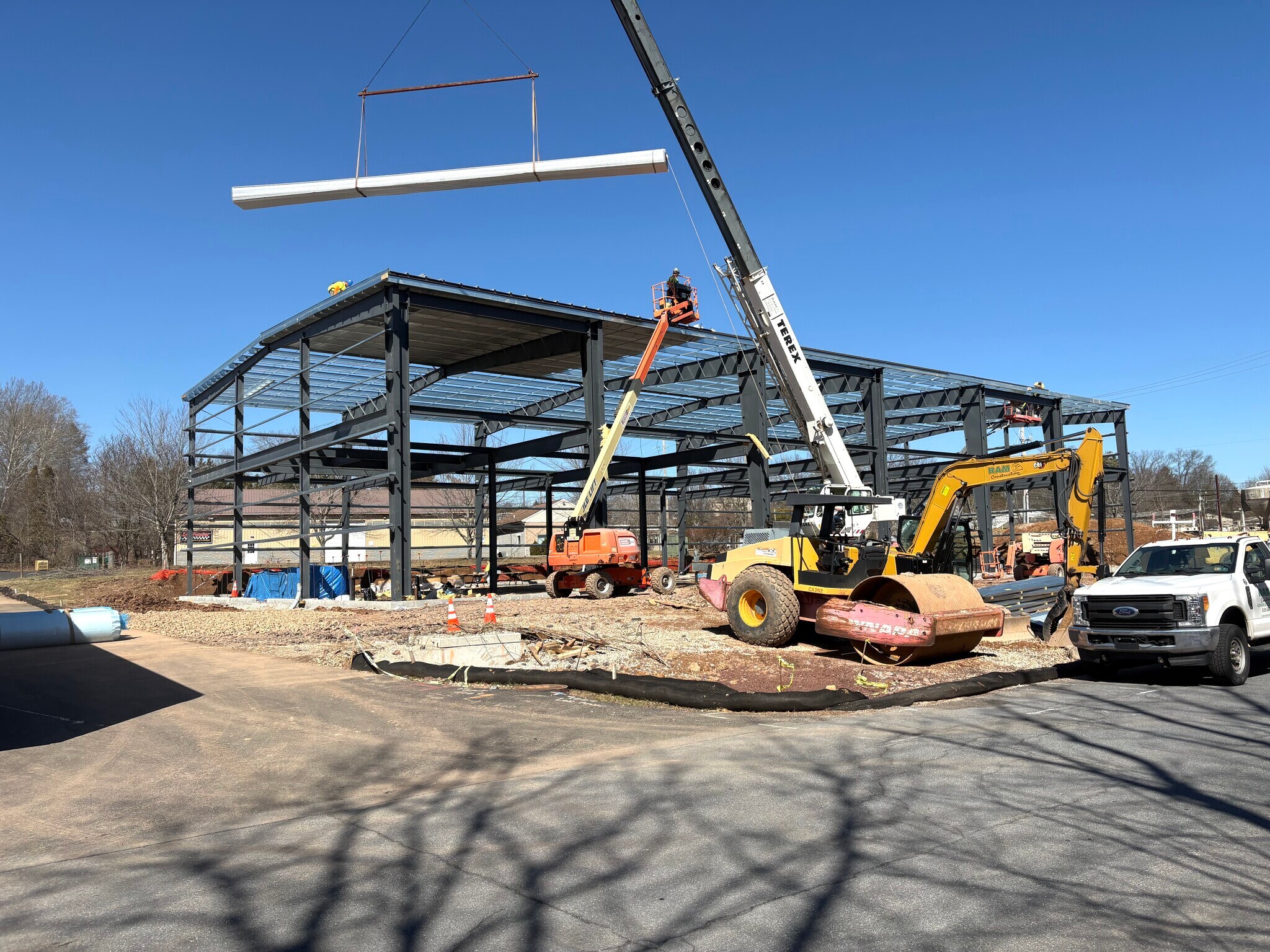 17 Industrial dr, New Britain, PA for lease Primary Photo- Image 1 of 4