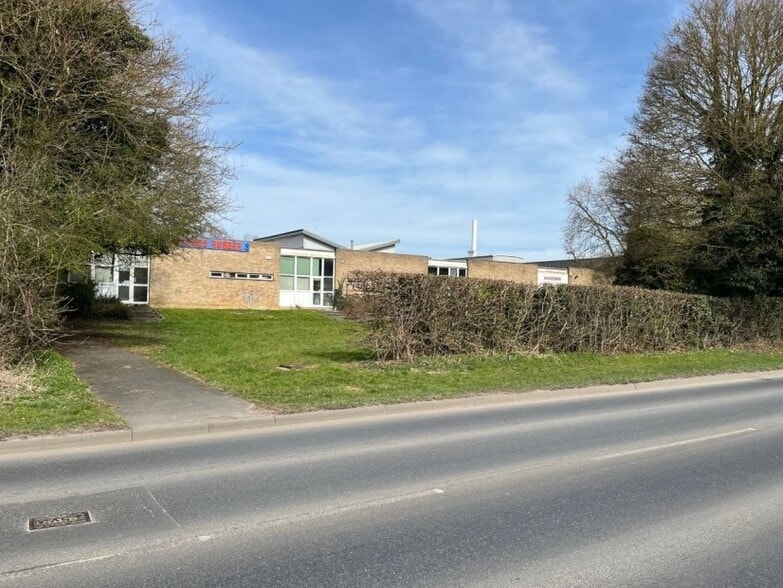Curzon Rd, Sudbury for sale - Building Photo - Image 2 of 5
