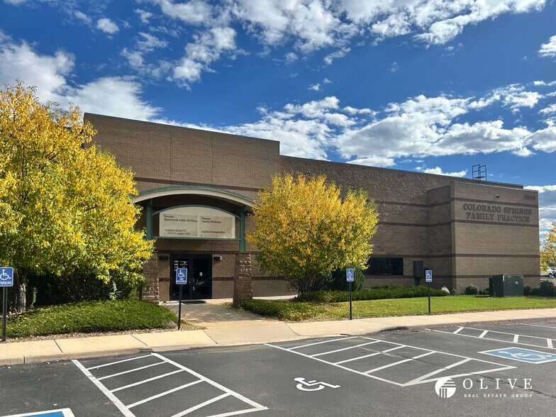 2960 N Circle Dr, Colorado Springs, CO for lease - Building Photo - Image 2 of 17