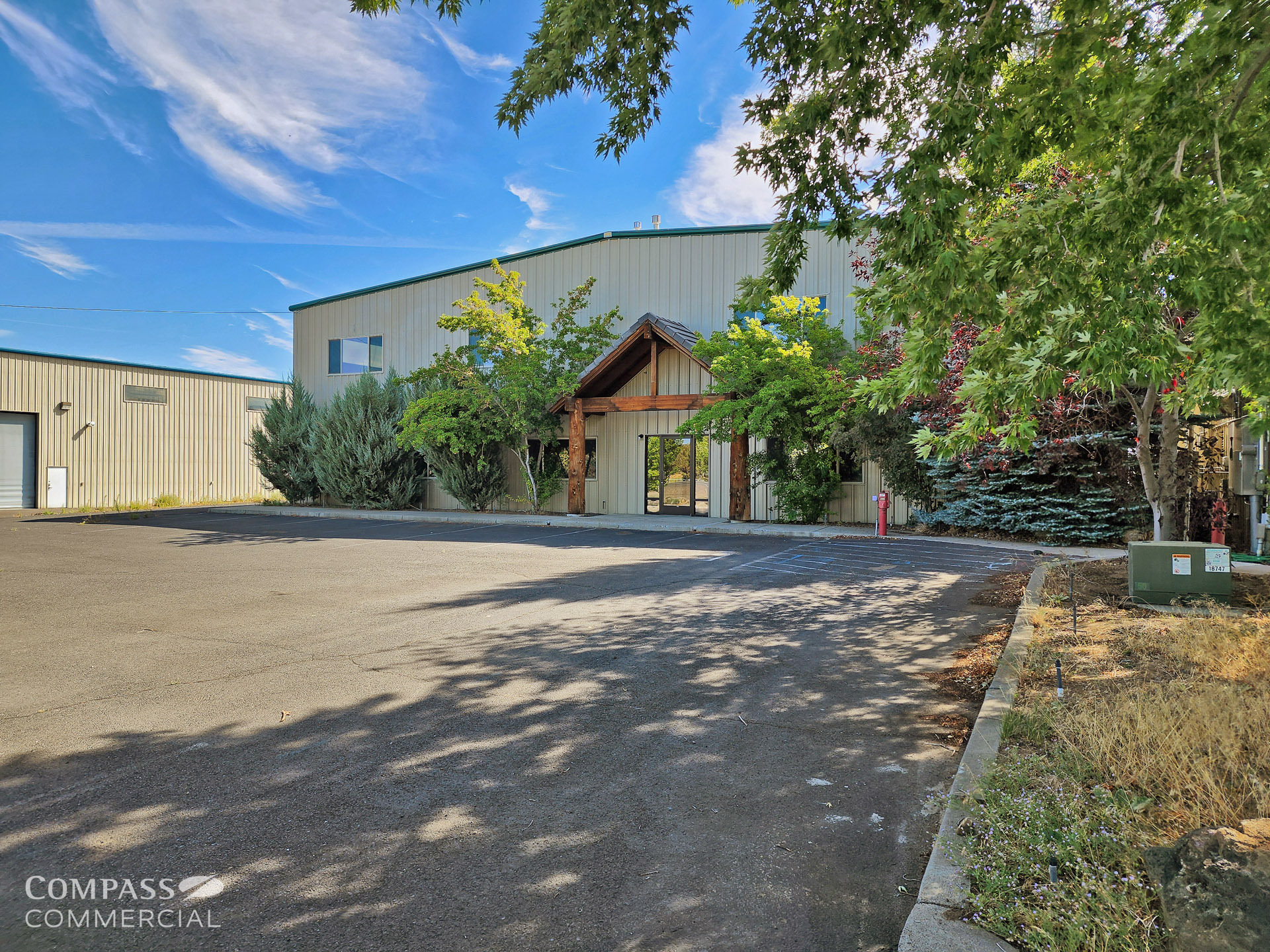 63360 Powell Butte Hwy, Bend, OR for lease Building Photo- Image 1 of 11