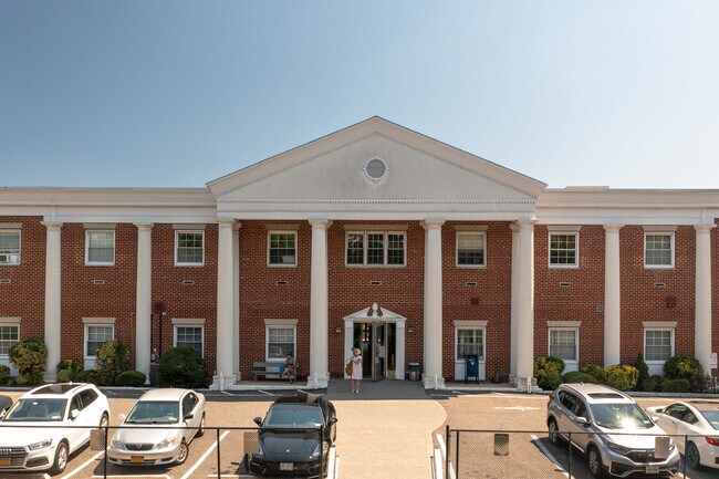 More details for 560 Northern Blvd, Great Neck, NY - Office, Office/Medical for Lease