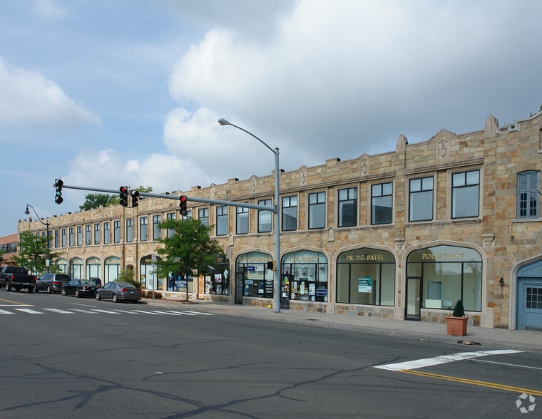 520 West Ave, Norwalk, CT for lease - Primary Photo - Image 1 of 7