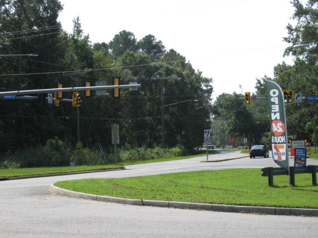 413 N Centerville Tpke, Chesapeake, VA à vendre - Photo du bâtiment - Image 2 de 3