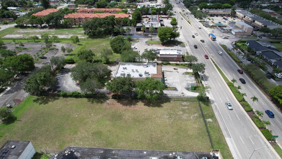 17731 NW 27 Avenue, Miami Gardens, FL à louer - Aérien - Image 2 de 2