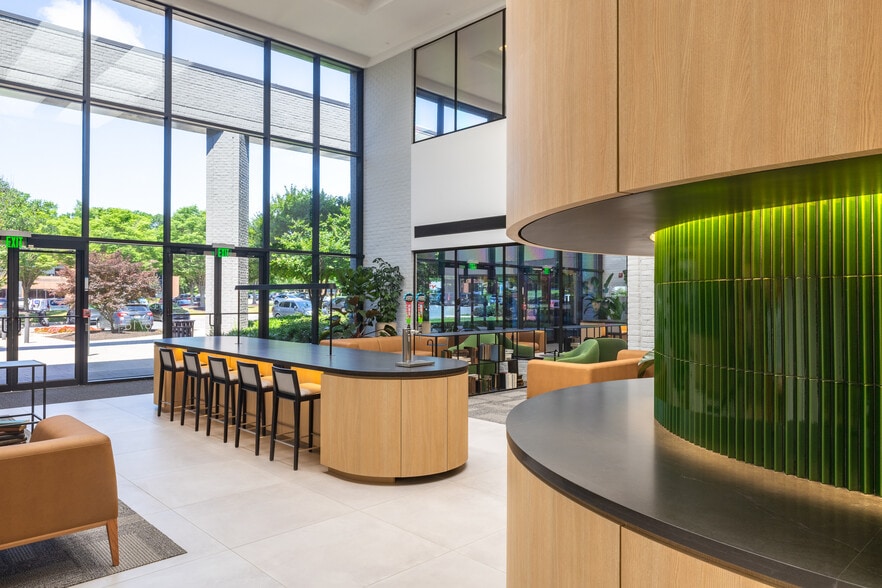 6700 Alexander Bell Dr, Columbia, MD for lease - Interior Photo - Image 3 of 8