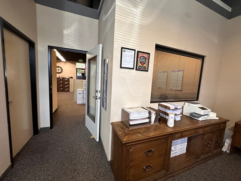 8725 Technology Way, Reno, NV à vendre - Photo intérieure - Image 3 de 8