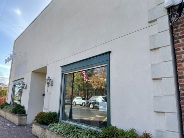 215 Main St, Chatham, NJ à louer - Photo du bâtiment - Image 3 de 7