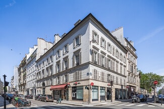 Plus de détails pour 41 Rue Vaneau, Paris - Commerce de détail à louer