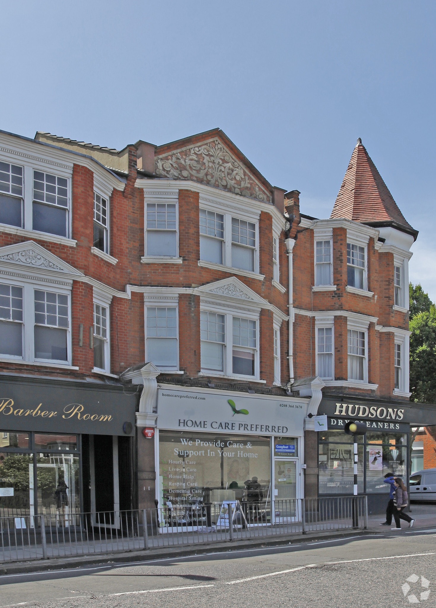 49 Station Rd, London for lease Primary Photo- Image 1 of 4