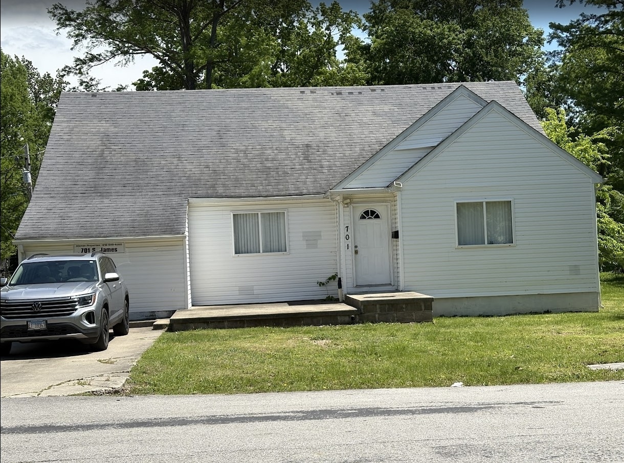 701 S James St, Carbondale, IL for sale Building Photo- Image 1 of 2
