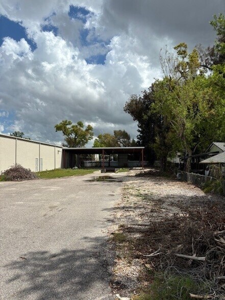 5017 N Coolidge Dr, Tampa, FL à louer - Photo du bâtiment - Image 2 de 102