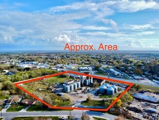 More details for 1621 W Main St, Port Lavaca, TX - Land for Sale