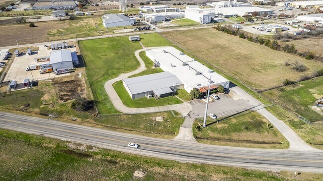 Plus de détails pour 6120 Highway 66, Greenville, TX - Industriel à louer