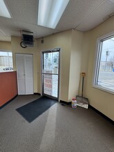 900 Hempstead Tpke, Franklin Square, NY for lease Interior Photo- Image 1 of 10