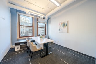 325 W Huron St, Chicago, IL for lease Interior Photo- Image 2 of 5