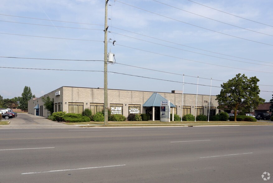 775 Main St E, Milton, ON à louer - Photo du bâtiment - Image 2 de 2