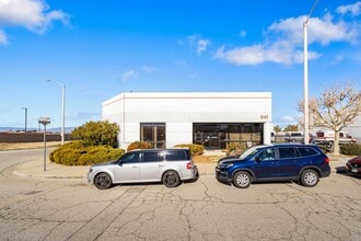 647 W Avenue L 14, Lancaster, CA à louer Photo intérieure- Image 2 de 26