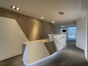 35 Avenue Franklin D. Roosevelt, Paris for lease Building Photo- Image 1 of 17