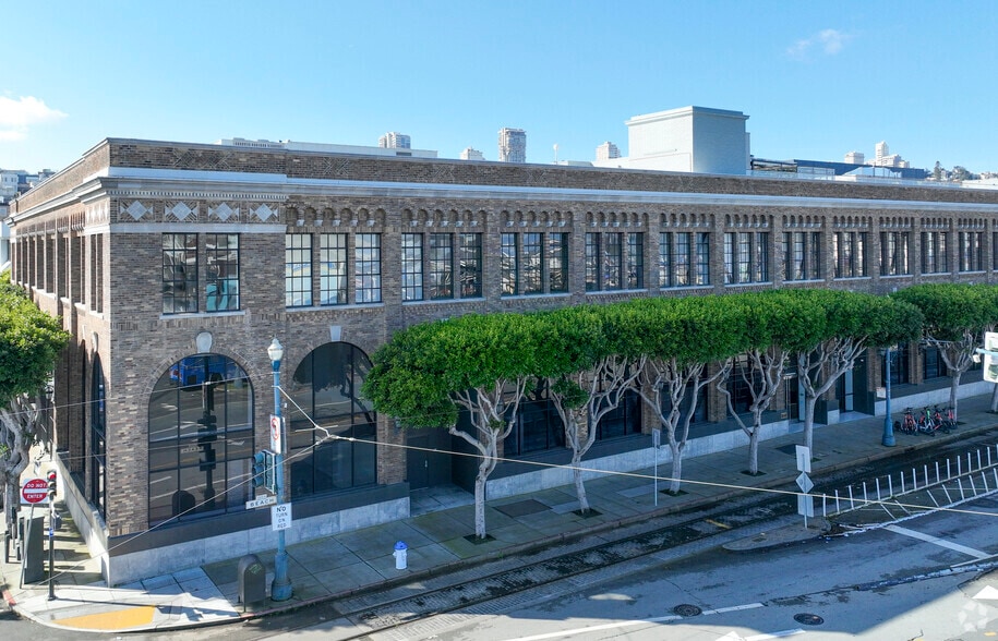 One Beach St, San Francisco, CA for lease - Building Photo - Image 3 of 8