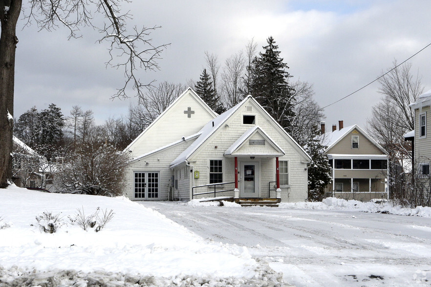 83 Court St, Keene, NH à vendre - Photo principale - Image 1 de 1