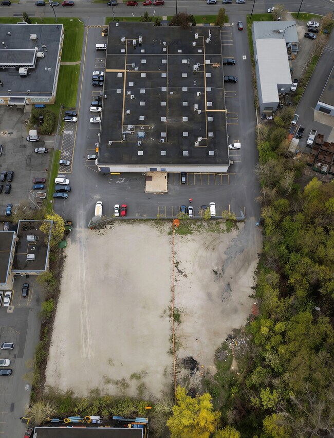 Plus de détails pour 49 Cranfield Rd, Toronto, ON - Terrain à louer